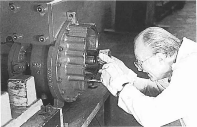 figure 151. Installing the drive gear on the shaft