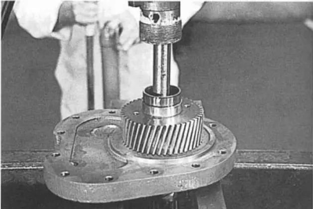 figure 72. Inner bearing ring, intake shaft spacer and gear